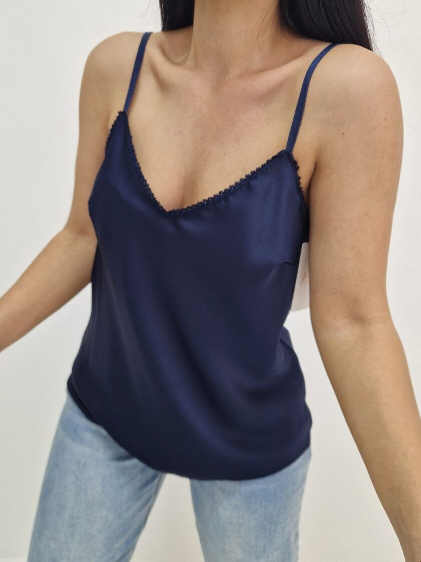 Top In Raso Con Bordo Ricamato - Blu