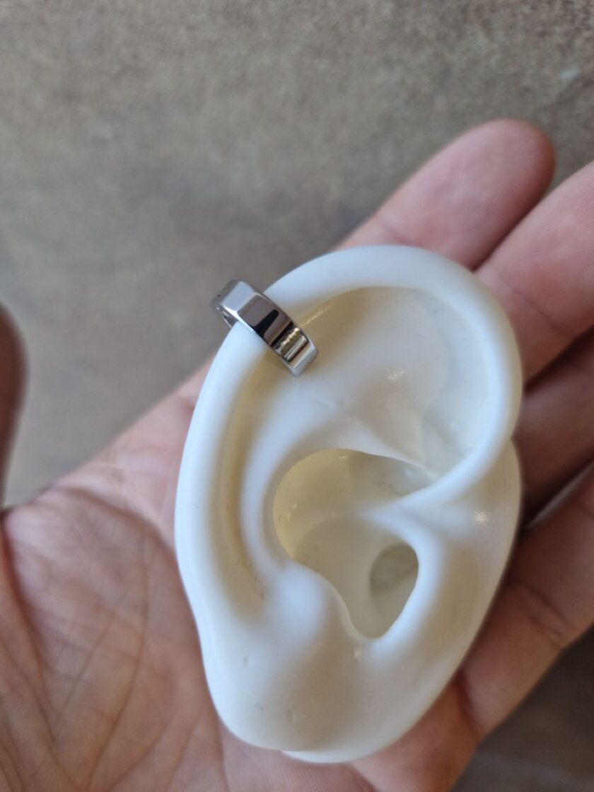 Earcuff