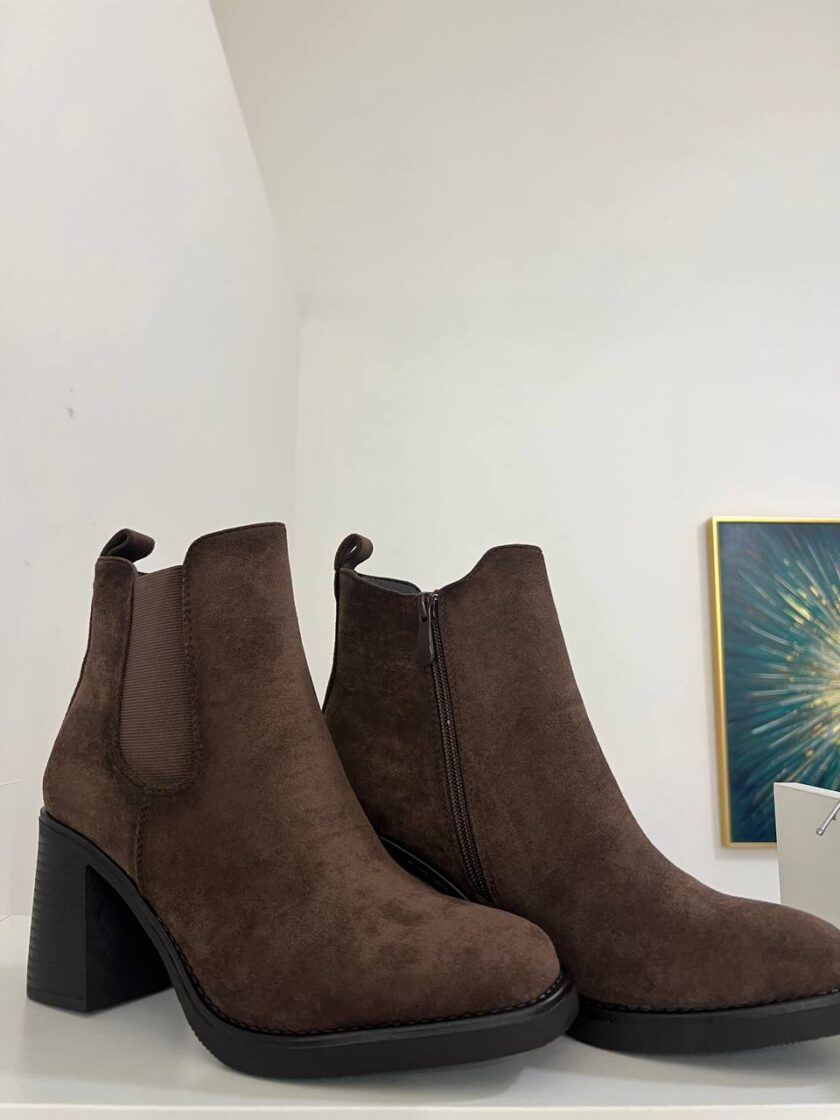 Stivaletto In Camoscio