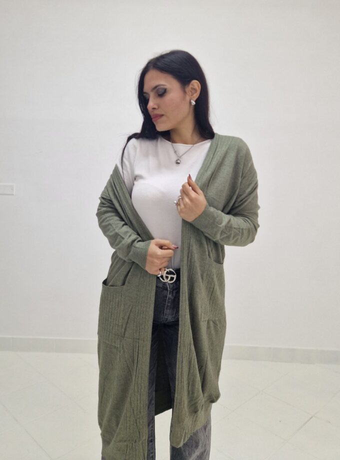 Cardigan Essential