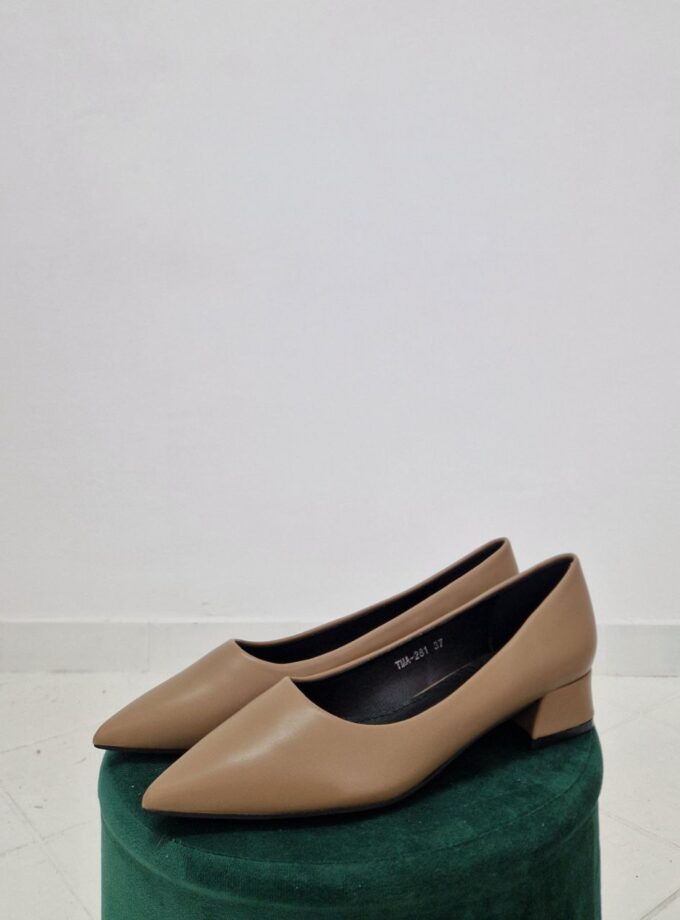 Ballerina A Punta Comoda - Beige