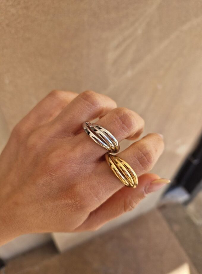 Anello Trilogy