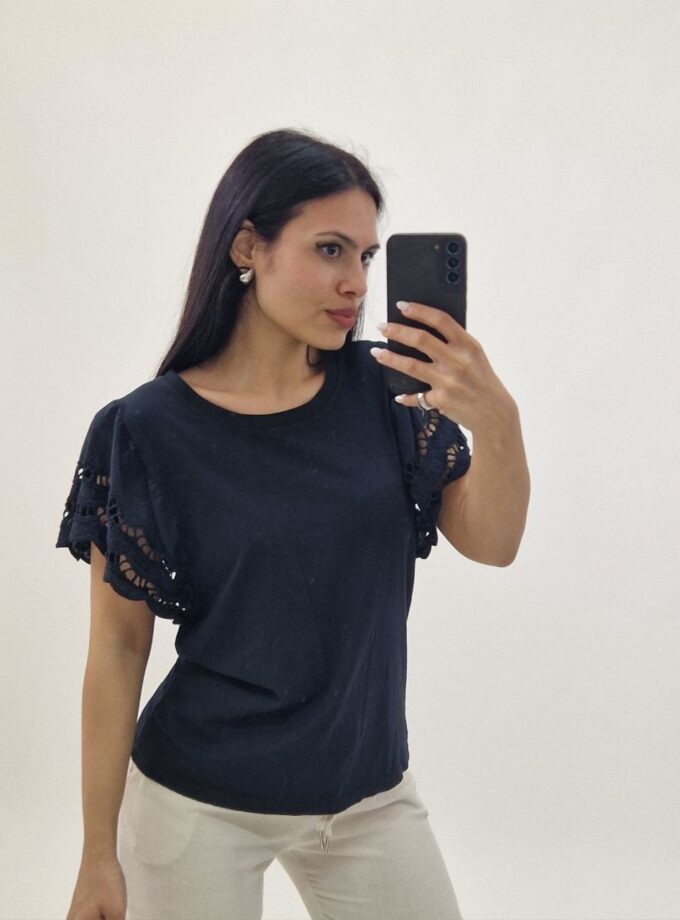 T-shirt Con Manica In Pizzo San Gallo - Nera