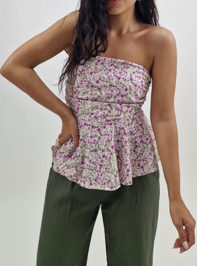 Top Amelia