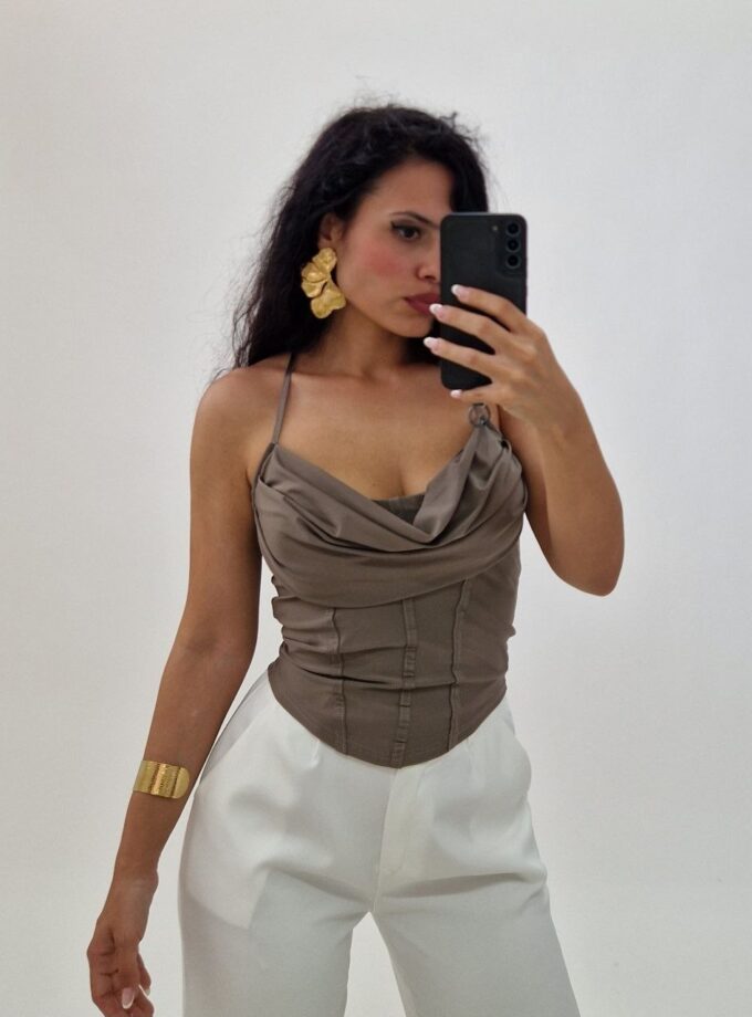 Top Lucy