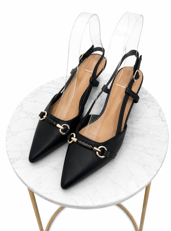 Dècollètè Slingback Elegance